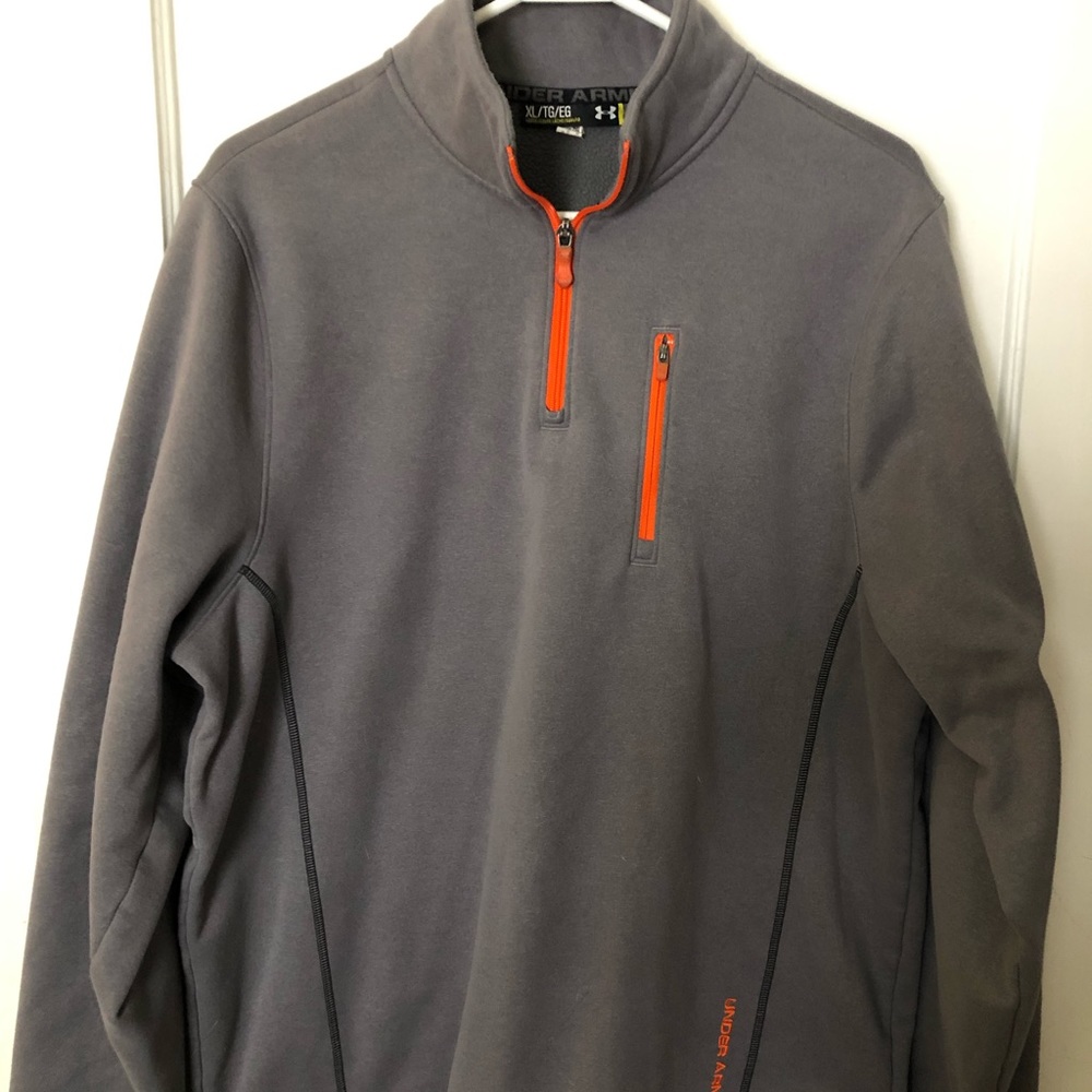 Men’s Under Armour Shirt